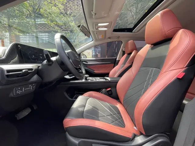 Changan Eado — Фото автомобиля 4
