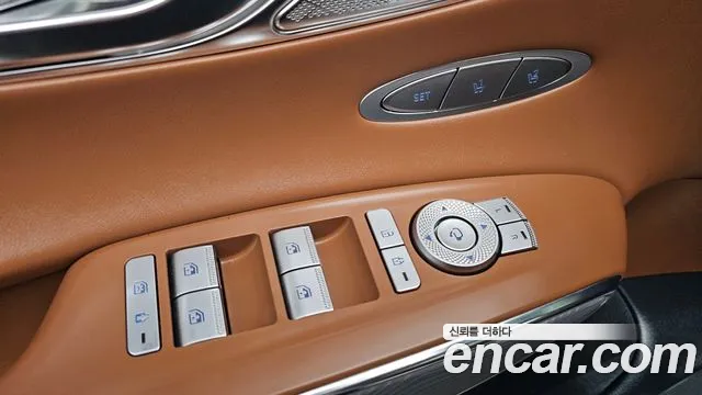 Genesis GV70 2.5T Бензин AWD — Фото автомобиля 12