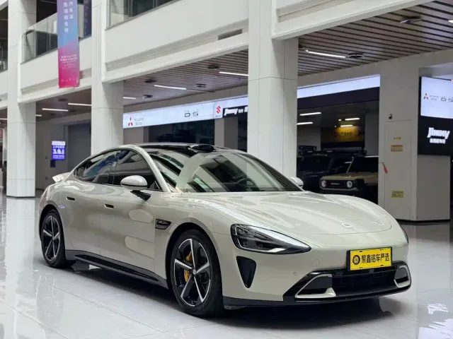 Xiaomi SU7 — Фото автомобиля 3
