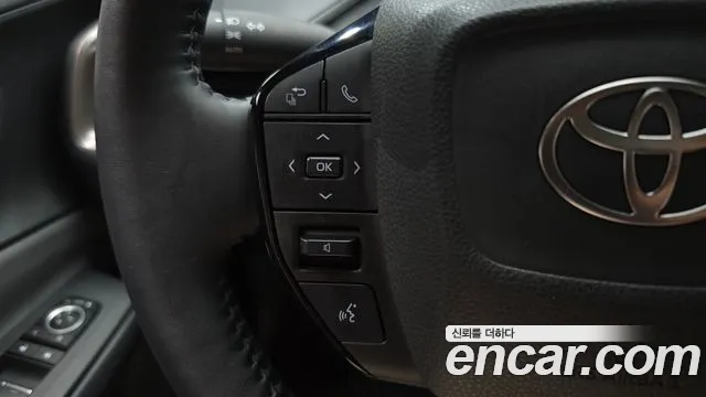 Toyota Prius — Фото автомобиля 17