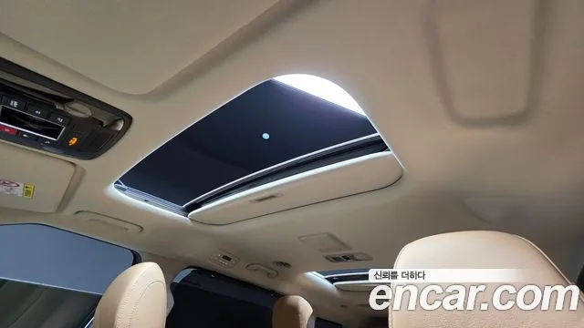 Kia Carnival 4th Gen — Фото автомобиля 23
