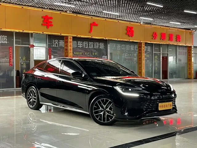 BYD Seal 07 DM-i — Фото автомобиля 3