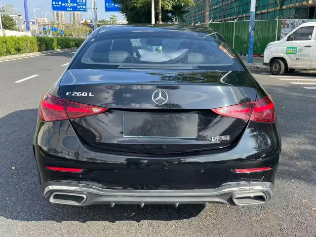 Mercedes-Benz C-Class — Фото автомобиля 4