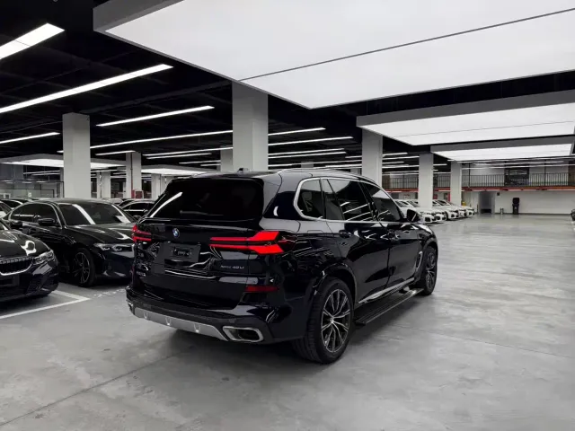 BMW X5 — Фото автомобиля 17