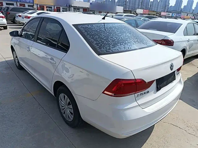 Volkswagen Santana — Фото автомобиля 4