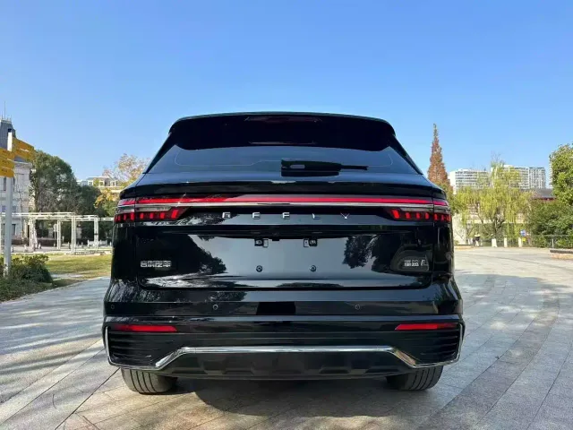 Geely Xingyue L — Фото автомобиля 8
