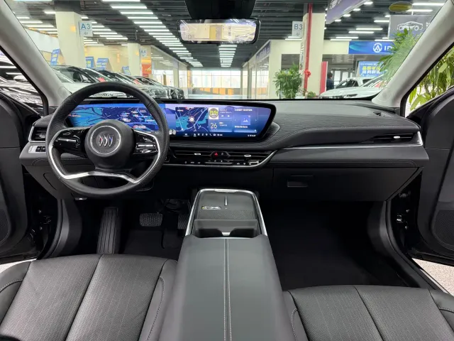 Buick LaCrosse — Фото автомобиля 5
