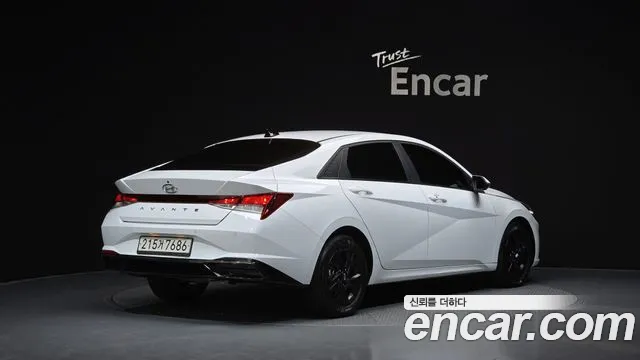 Hyundai AVANTE Avante (CN7) — Фото автомобиля 2