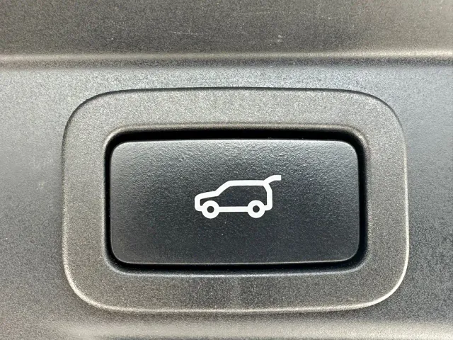 Land Rover Range Rover Sport — Фото автомобиля 9