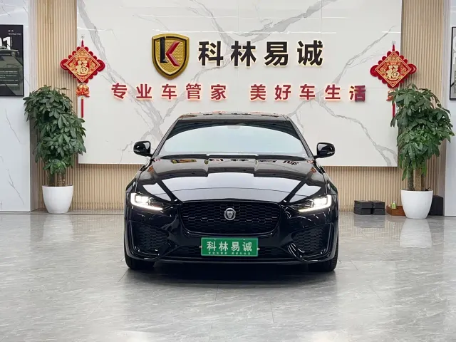Jaguar XEL — Фото автомобиля 2