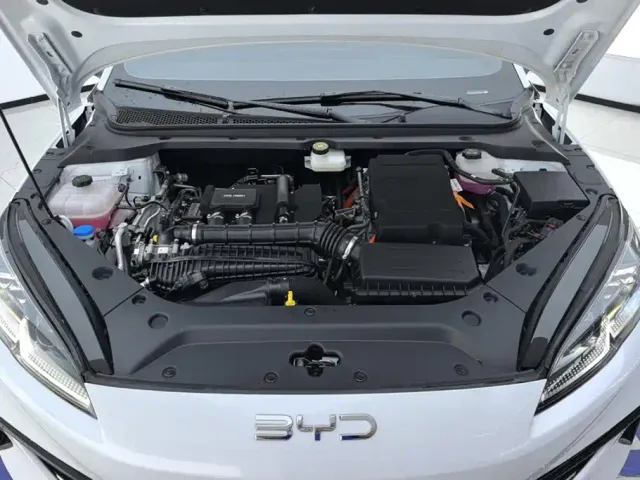 BYD Seal 06 — Фото автомобиля 10