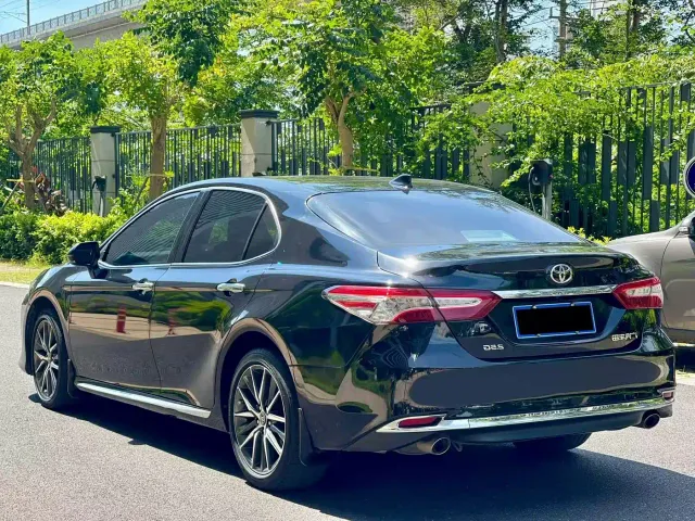 Toyota Camry — Фото автомобиля 7