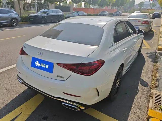 Mercedes-Benz C-Class — Фото автомобиля 3