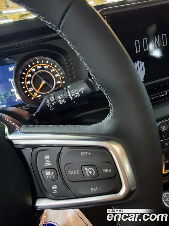 Jeep Wrangler JL — Фото автомобиля 15