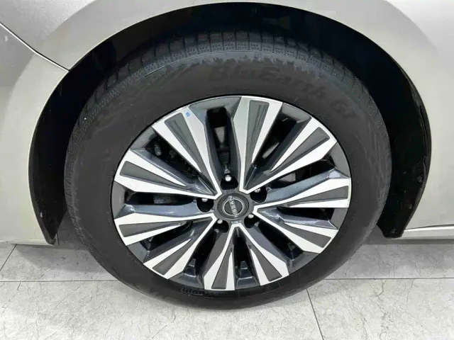Nissan Teana — Фото автомобиля 24