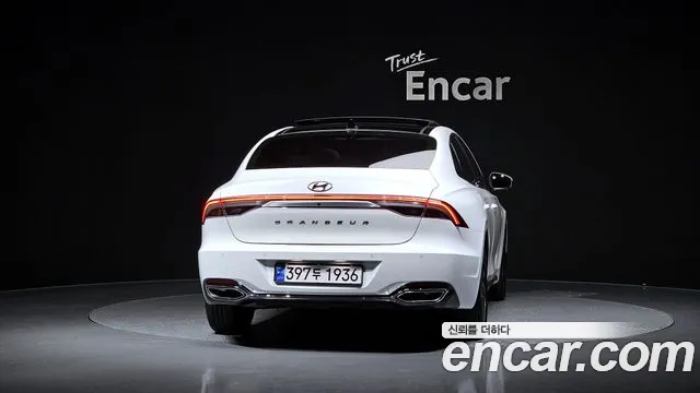 Hyundai Grandeur (New) Hybrid — Фото автомобиля 4