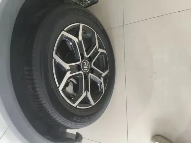 BYD Yuan Pro — Фото автомобиля 22