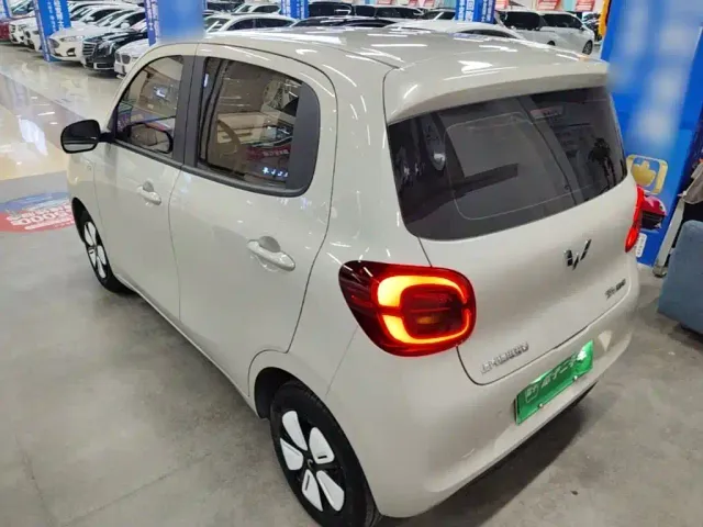 Wuling Hongguang Mini EV — Фото автомобиля 4