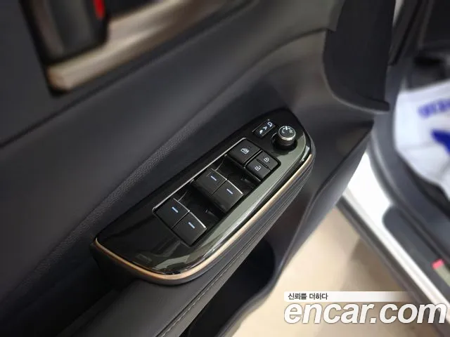 Toyota Crown — Фото автомобиля 12