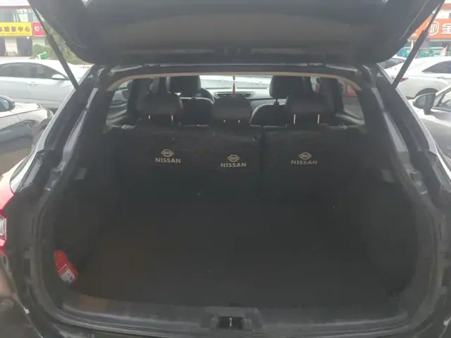 Nissan Qashqai — Фото автомобиля 4