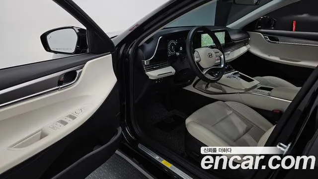 Hyundai Grandeur Grandeur (New) — Фото автомобиля 11