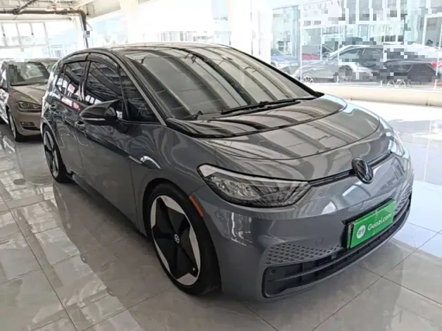Volkswagen ID.3 — Фото автомобиля 3