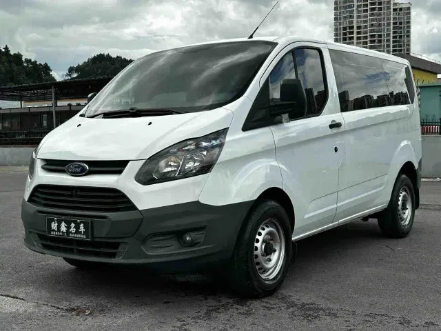 Фотография автомобиля — Ford Transit