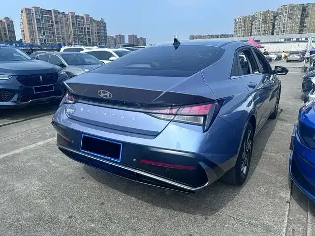 Hyundai Elantra 2023 1.5L CVT GLX Elite Edition — Фото автомобиля 5
