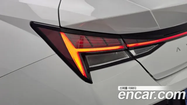 Hyundai Avante — Фото автомобиля 8