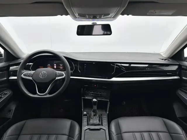 Volkswagen Passat — Фото автомобиля 6
