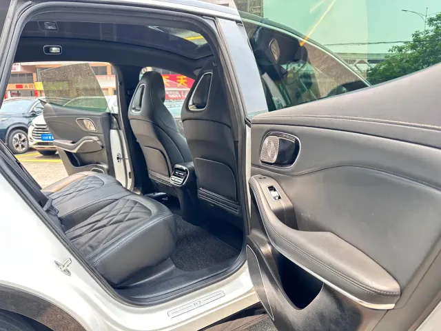 Roewe Feifan R7 2022 Long Range Premium Edition — Фото автомобиля 9