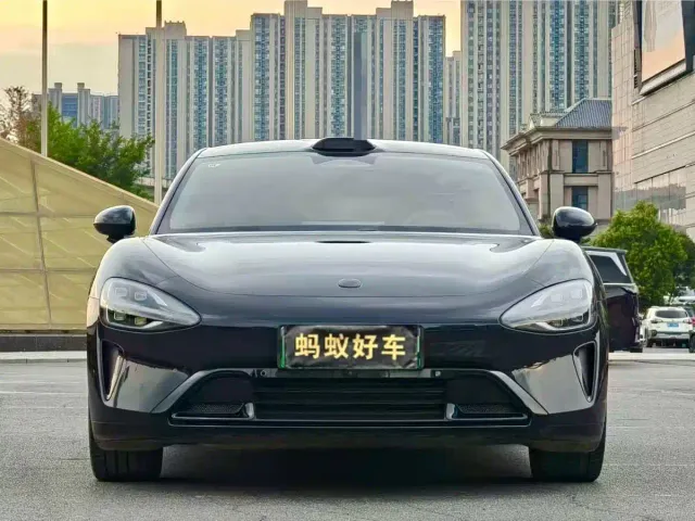 Xiaomi SU7 — Фото автомобиля 2