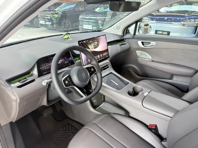 Shangjie SUV — Фото автомобиля 9