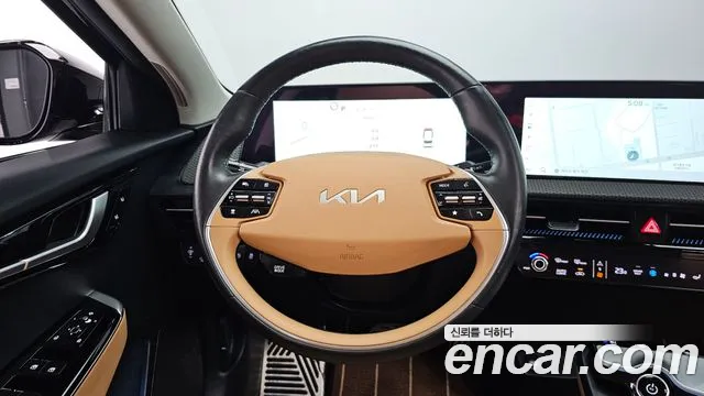 Kia EV6 — Фото автомобиля 12
