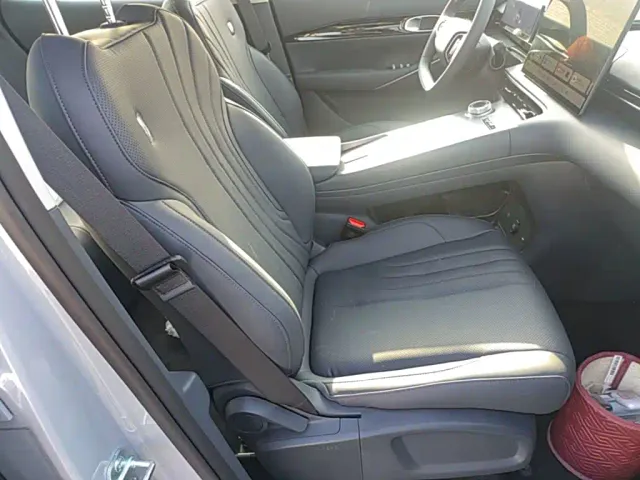 Geely Galaxy E5 — Фото автомобиля 24