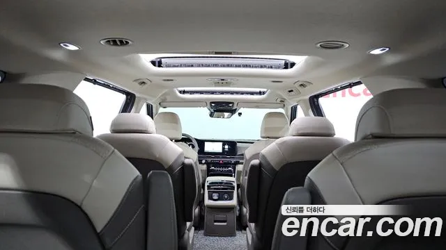 Kia Canival Carnival 4 поколение Дизель 9 мест Signature — Фото автомобиля 19