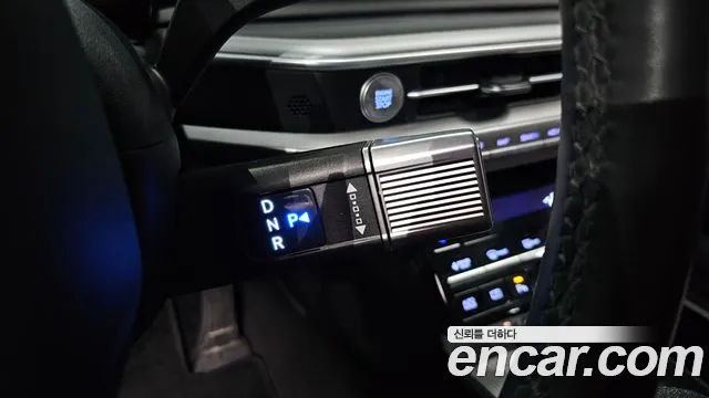 Hyundai Grandeur GN7 — Фото автомобиля 9