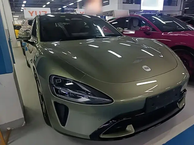 Xiaomi SU7 — Фото автомобиля 3