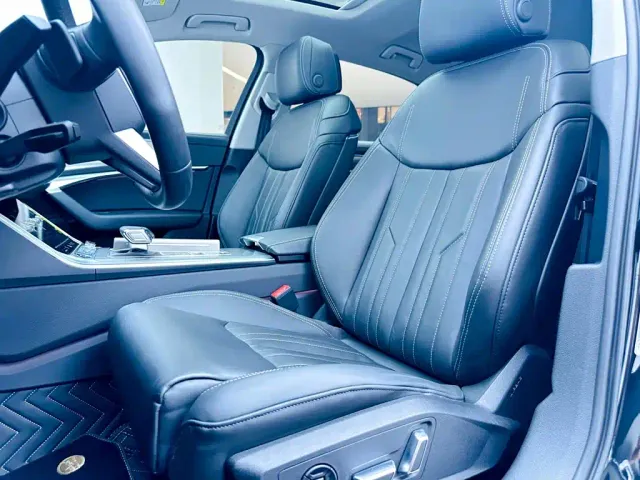 Audi A6L — Фото автомобиля 12