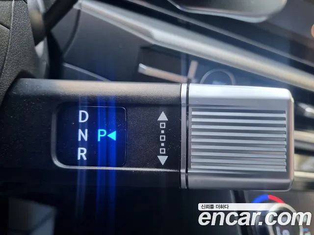 Hyundai Santa Fe MX5 — Фото автомобиля 9