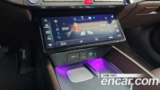 Hyundai Grandeur Grandeur (GN7) 2.5 Бензин 2WD — Фото автомобиля 26