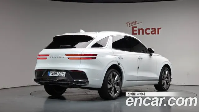 Genesis GV70 — Фото автомобиля 2