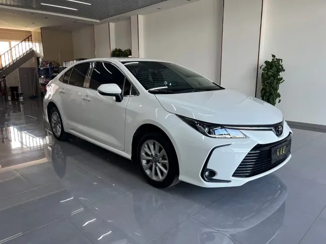 Toyota Corolla — Фото автомобиля 3