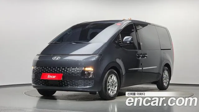 Фотография автомобиля — Hyundai Staria