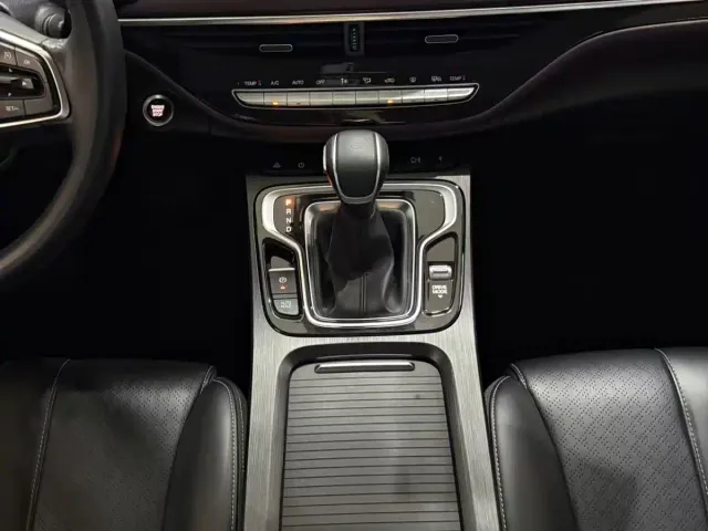 GAC Trumpchi M6 — Фото автомобиля 13