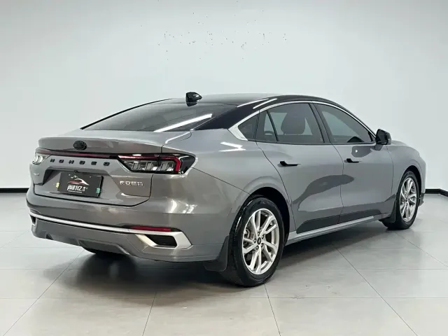 Ford Mondeo — Фото автомобиля 13