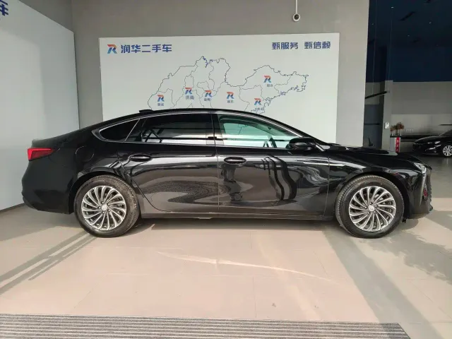 Buick LaCrosse — Фото автомобиля 3