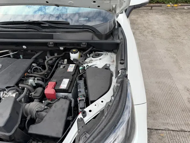 Toyota RAV4 — Фото автомобиля 16
