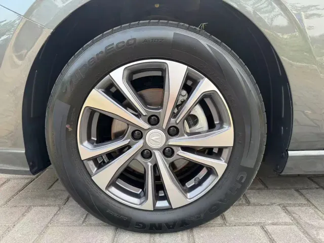 Changan Eado — Фото автомобиля 22