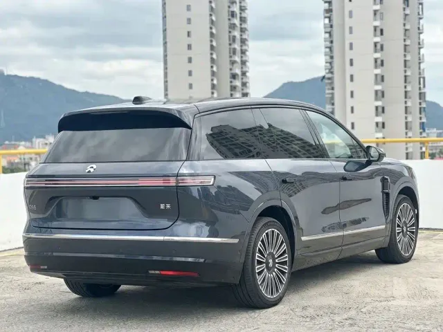 Nio ES8 — Фото автомобиля 10